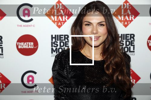 Amsterdam 19 september 2019
Premiere Johnny de Mol in het delamar theater.  Lisa Michels en een vriendin