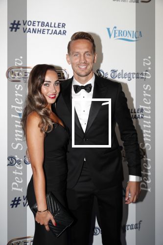 Hilversum 2 september 2019
Voetbalgala bij studio 21 . Luuk de Jong met zijn vriendin