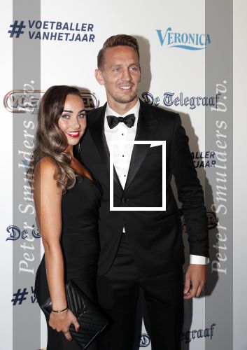 Hilversum 2 september 2019
Voetbalgala bij studio 21 . Luuk de Jong met zijn vriendin