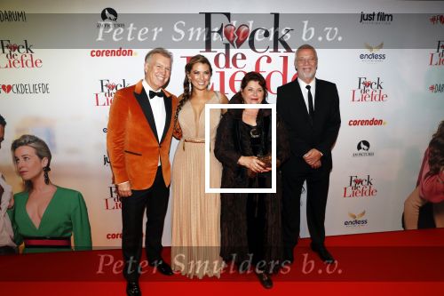 Amsterdam 30 september 2019
Premiere Fuck de liefde in Tuschinski.
Marcel Boekhoorn met zijn vriendin Rebecca Cabau v Kasbergen
