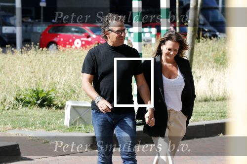 Rotterdam 2 september 2019
Marco Borsato en Leontine Borsato hand in hand.