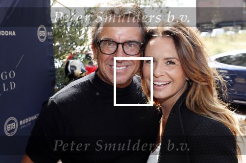Rotterdam 2 september 2019
Presentatie Buddha to Buddha en hun nieuwe gouden sieradenlijn . Davina Michelle is het gezicht daarvan. Marco en Leontine Borsato