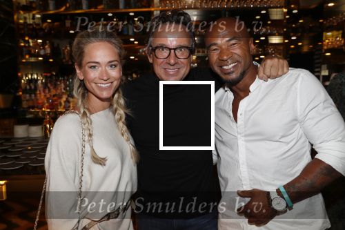 Rotterdam 2 september 2019
Presentatie Buddha to Buddha en hun nieuwe gouden sieradenlijn . Davina Michelle is het gezicht daarvan. Marco Borsato met Stacey 24/7 en vriendin