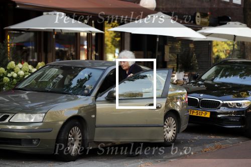 Amsterdam 23 september 2019
Marjan Berk stapt in haar auto op de beethovenstraat.