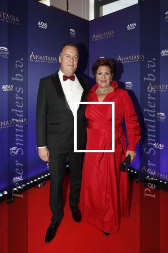 Scheveningen 22 september 2019
Premiere Anastasia in het afas Circustheater. Marjolein Touw met partner