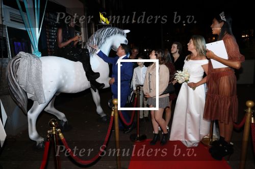 Amsterdam 21 september 2019
Trouwfeest Martijn en Deborah Krabbe bij Akhnaton . Martijn kwam met zijn kinderen Michelle Bickel Achilles en Jasmijn