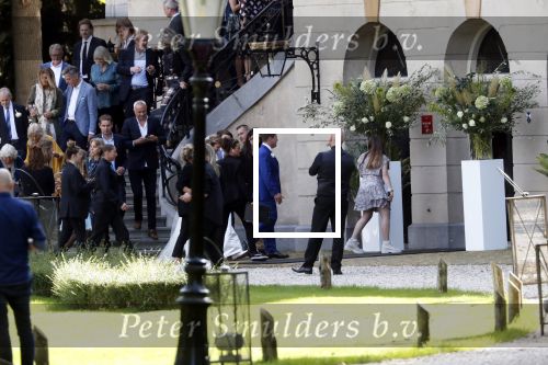 Leersum 19 september 2019
Trouwen Martijn en Deborah Krabbe op landgoed Parc Broekhuizen.
Gasten Martijn krabbe waaronder zijn kinder Bickel Jasmijn Achilles michelle en zijn ouders Herma en Jeroen Krabbe
