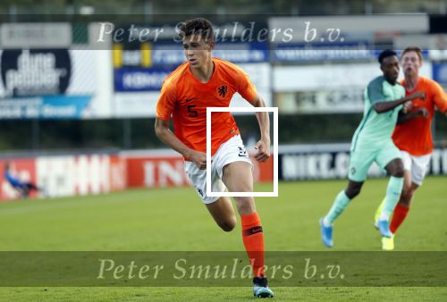 Katwijk 11 september 2019
Maxim Gullit maakt zijn dubuut in nederlands elftal.
Nederland Portugal O19 .