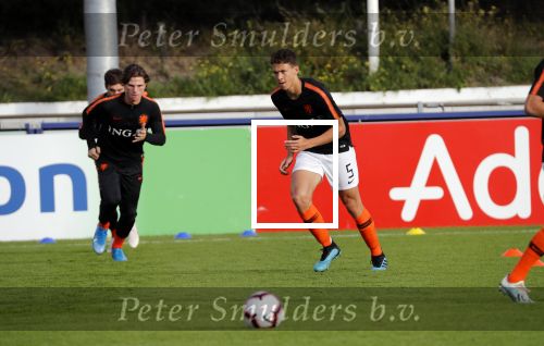 Katwijk 11 september 2019
Maxim Gullit maakt zijn dubuut in nederlands elftal.
Nederland Portugal O19 .