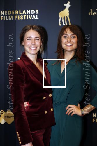 Utrecht 27 september 2019
Premiere Instinct tijdens de utrechtse filmdagen.
Halina Reijn deed de regie en Carice v Houten speelt de hoofdrol. Kiki van Deursen (links) en Melody Klaver