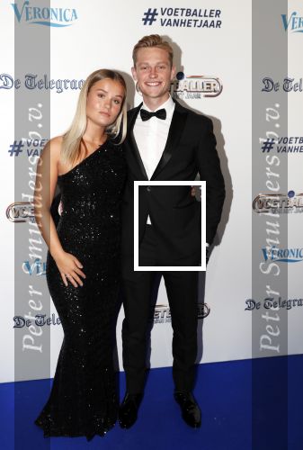 Hilversum 2 september 2019
Voetballer van het jaar verkiezing in studio 21. Mikky Kiemeney kwam met vriend Frenkie de Jong en zijn broer