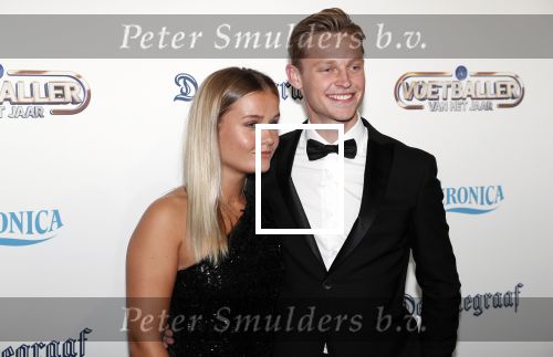 Hilversum 2 september 2019
Voetballer van het jaar verkiezing in studio 21. Mikky Kiemeney kwam met vriend Frenkie de Jong en zijn broer
