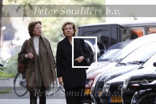 Amsterdam 19 september 2019
Nellie Kroes met een vriendin winkelend met een vriendin in Amsterdam zuid.