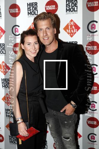 Amsterdam 19 september 2019
Premiere Johnny de Mol in het delamar theater. Nick Nielsen met zijn vrouw