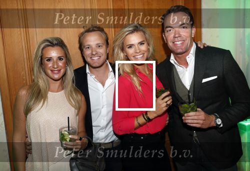 Amsterdam 9 september 2019
10 jarig bestaan van Choices by Deborah Leeser ( Gassan Diamonds) bij artis.
Robert Doornbos en partner Chantal Bles met Nicolette v dam en haar broer Sebastiaan v Dam