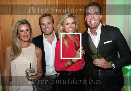 Amsterdam 9 september 2019
10 jarig bestaan van Choices by Deborah Leeser ( Gassan Diamonds) bij artis.
Robert Doornbos en partner Chantal Bles met Nicolette v dam en haar broer Sebastiaan v Dam