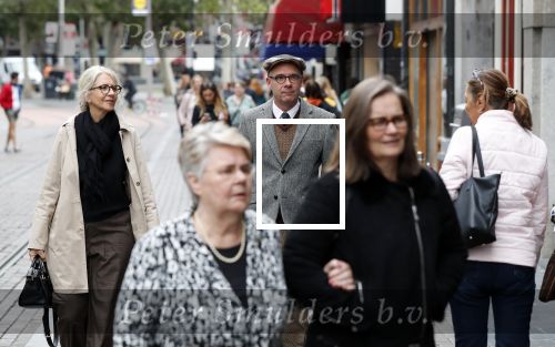 Amsterdam 11 augustus 2019
Premiere Downtown Abbey in pathe Tuschinski. Owen Schumacher kwam met zijn vrouw