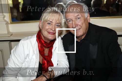 Amsterdam 12 september 2019
Boekpresentatie Anneke Gronloh in carre. Bart Peeters heeft het boek geschreven.
Peter Koelewijn