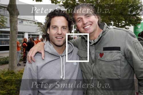 AMSTERDAM 8 september 2019
Amsterdam City Swim voor ALS. Pieter v d Hoogenband kwam mwet zijn vrouw Marie Jose en broer Robert