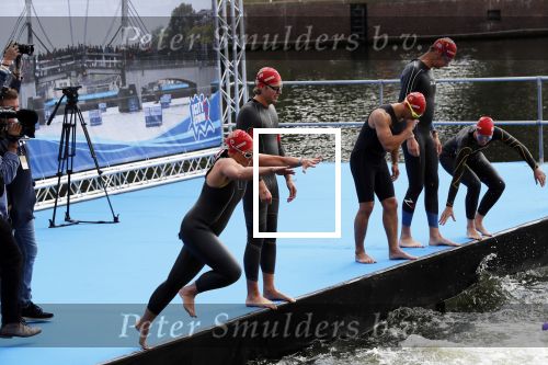 AMSTERDAM 8 september 2019
Amsterdam City Swim voor ALS. Pieter v d Hoogenband kwam mwet zijn vrouw Marie Jose en broer Robert