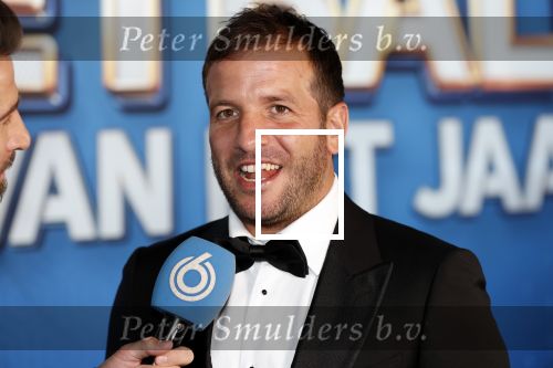Hilversum 2 september 2019
Voetbalgala bij studio 21 . rafael v d Vaart kwam met zijn vader Ramon en broer