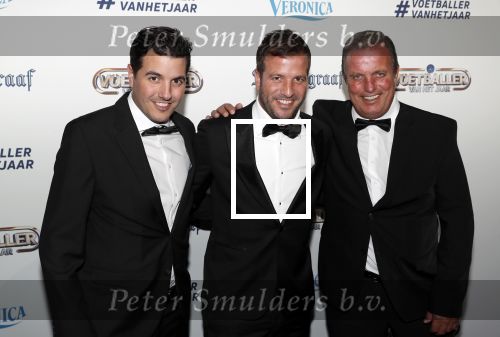 Hilversum 2 september 2019
Voetbalgala bij studio 21 . rafael v d Vaart kwam met zijn vader Ramon en broer