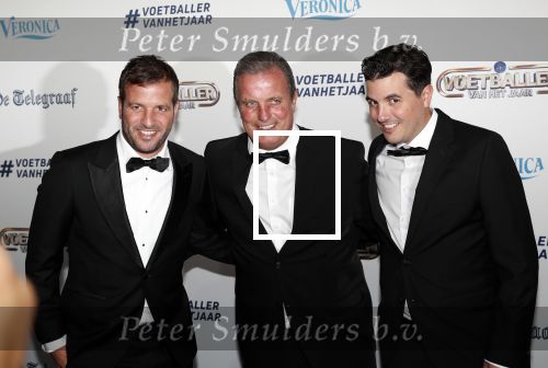 Hilversum 2 september 2019
Voetbalgala bij studio 21 . rafael v d Vaart kwam met zijn vader Ramon en broer