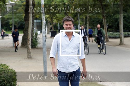 Amsterdam 6 september 2019
Aftrap van Stoptober bij VondelCS met oa Georgina Verbaan Ernst daniel Smid Rick Brandsteder en Patrick Martens.
