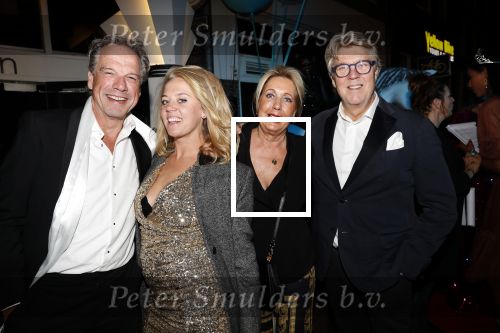 Amsterdam 21 september 2019
Trouwfeest Martijn en Deborah Krabbe bij Akhnaton . Robert Kranenborg met zijn vrouw dochter en vriend