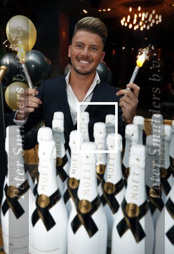 Amsterdam 9 september 2019
Robin ex on the beach wordt 25 jaar.