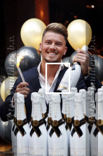 Amsterdam 9 september 2019
Robin ex on the beach wordt 25 jaar.