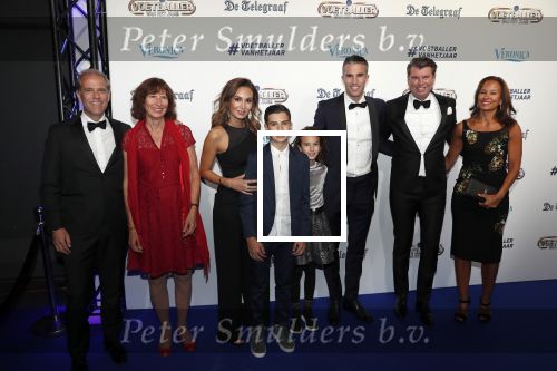 Hilversum 2 september 2019
Voetbalgala bij studio 21 . Robin v Persie kwam met zijn vrouw Bouchra kinderen en zijn manager Kees Vos en zijn vrouw