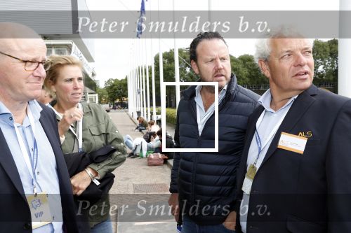 AMSTERDAM 8 september 2019
Amsterdam City Swim voor ALS.  Roderick v d Wijck met zijn vriendin / vrouw. Roderick is ex man van Emily Bremers