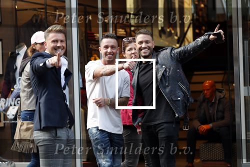 Amsterdam 9 september 2019
Robin ( ex on the beach) Djarno Hofland en Rolf Sanchez op de pc hooftstraat.