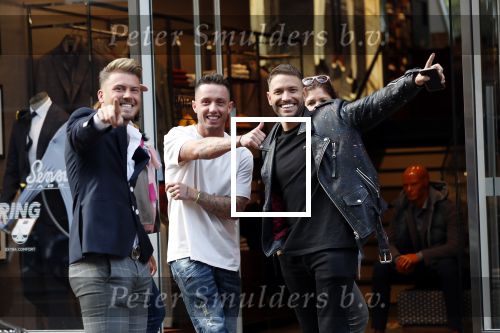 Amsterdam 9 september 2019
Robin ( ex on the beach) Djarno Hofland en Rolf Sanchez op de pc hooftstraat.