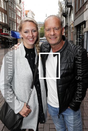 Amsterdam 11 augustus 2019
Premiere Downtown Abbey in pathe Tuschinski. Ron Boszhard met zijn vriendin