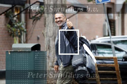 Amsterdam 7 september 2019
Ruud Gullit met zijn golftas op de cornelis schuytstraat