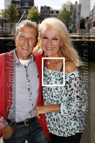 Amsterdam 12 september 2019
Boekpresentatie Anneke Gronloh in carre. Bart Peeters heeft het boek geschreven.
Saskia en Serge