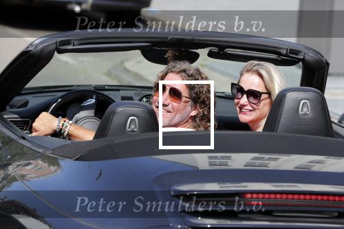 Amsterdam 26 augustus 2019
Sonja Bakker en haar vriend Barry v Suijdam in een porsche 911 cabrio in Amsterdam zuid