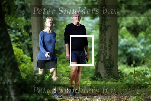 Breukelen 6 september 2019
Sybrand Niessen aan het wandelen met zijn vrouw