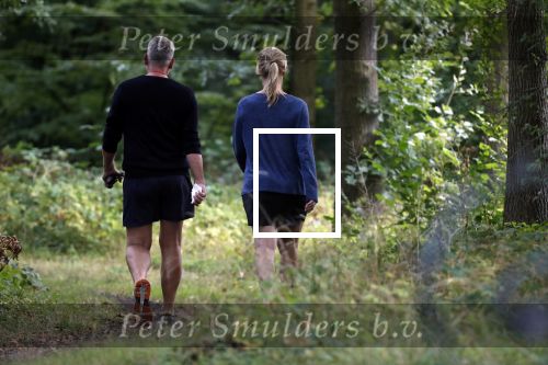 Breukelen 6 september 2019
Sybrand Niessen aan het wandelen met zijn vrouw