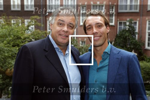 Amsterdam 10 september 2019
Presentatie celebaabs in hotel the Grand met oa Anouk Smulders Frits Sissing Dennis v d Geest Dennis Weening Dominique v Hulst ( zangeres Do) en  Irene moors . Celebabs is een idee van Tim Ouborg en Jeroen v d Boom . Tim met zijn vader Aad Ouborg