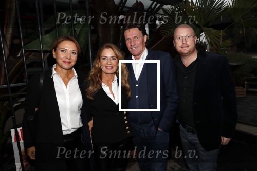 Amsterdam 24 september 2019
Presentatie AMSTERDAM XXXL in the harbour Club zuid. Tjeerd Ossendrijver met vrouw en vrienden