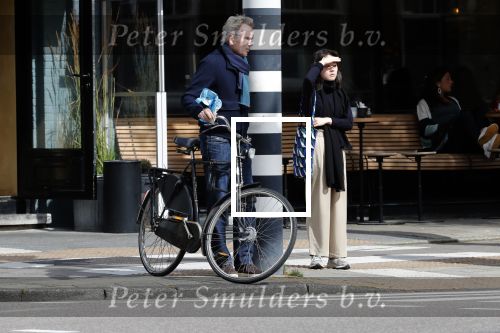 Amsterdam 9 september 2019
Tom Egbers doet op de fiets boodschappen in Amsterdam zuid.