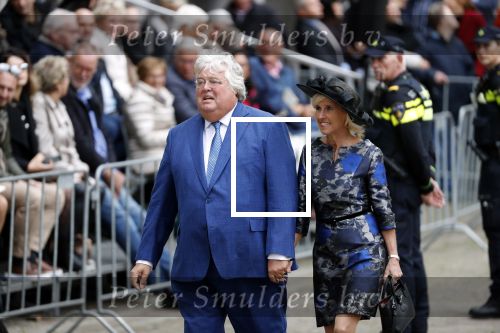 Den Haag 17 september 2019
Prinsjesdag 2019 op het binnenhof.
Ton Elias arriveert samen met zijn partner
