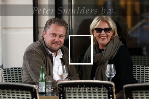 Amsterdam 23 september 2019
Wesly Bronkhorst met zijn moeder op terras.