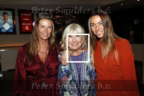 Amsterdam 19 september 2019
Premiere Johnny de Mol in het delamar theater. Willeke Alberti met dochter Danielle van t schip en kleindochter Estelle van t Schip