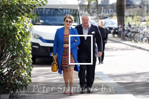 Amsterdam 12 september 2019
Boekpresentatie Anneke Gronloh in carre. Bart Peeters heeft het boek geschreven.
Willibrord Frequin kwam met zijn vriendin