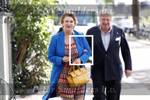 Amsterdam 12 september 2019
Boekpresentatie Anneke Gronloh in carre. Bart Peeters heeft het boek geschreven.
Willibrord Frequin kwam met zijn vriendin