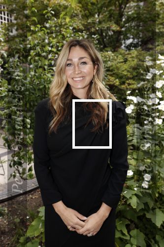 Amsterdam 10 september 2019
Presentatie celebaabs in hotel the Grand met oa Anouk Smulders Frits Sissing Dennis v d Geest Dennis Weening Dominique v Hulst ( zangeres Do) en  Irene moors . Celebabs is een idee van Tim Ouborg en Jeroen v d Boom